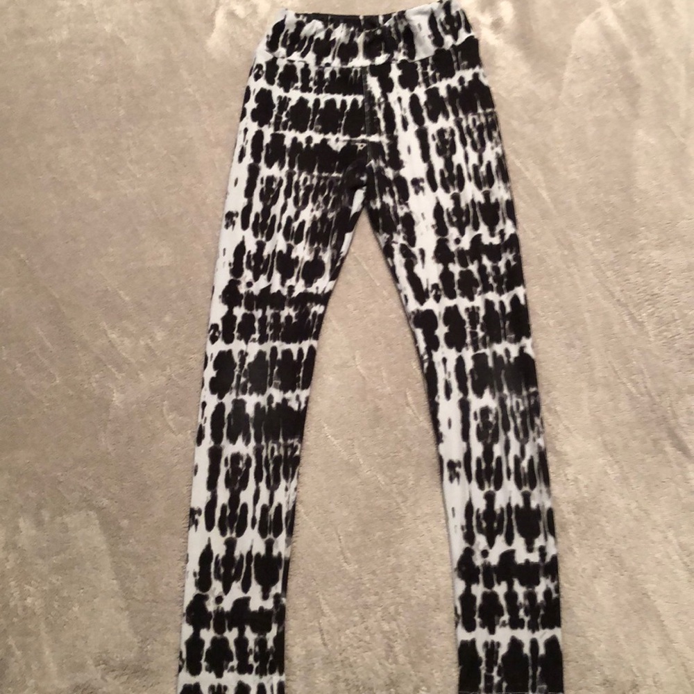 Lularoe tween leggings